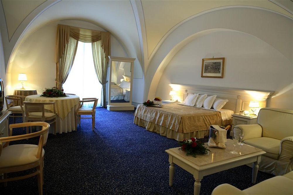 Hotel Castello Chiola Dimora Storica Loreto Aprutino Pokój zdjęcie