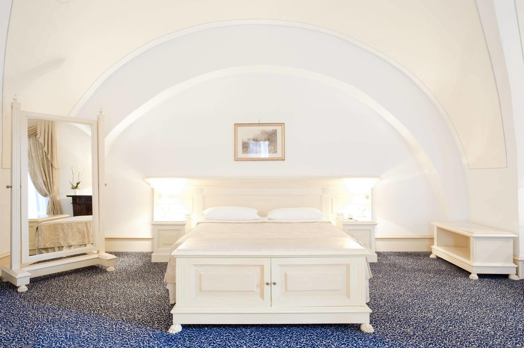 Hotel Castello Chiola Dimora Storica Loreto Aprutino Zewnętrze zdjęcie