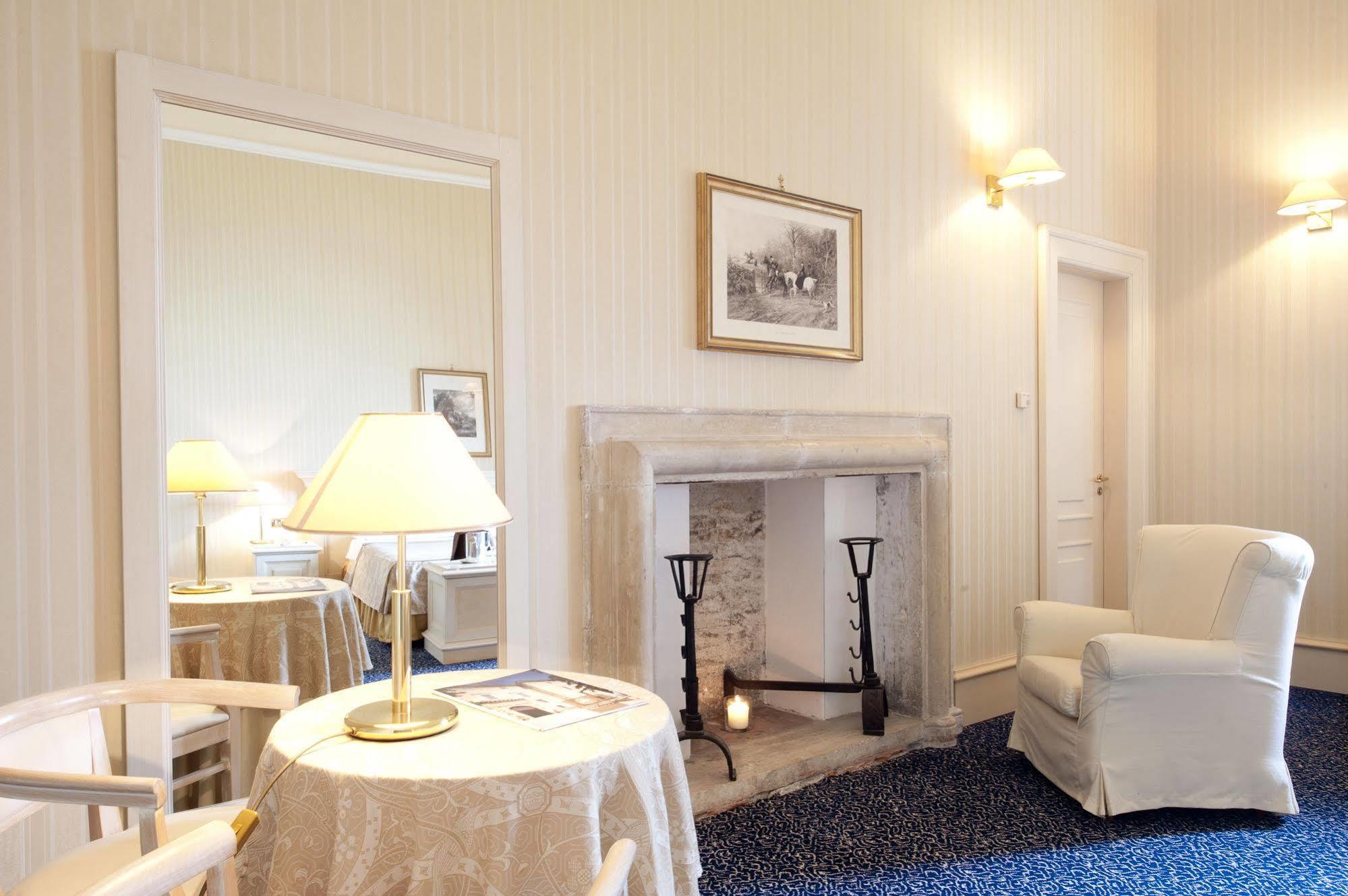Hotel Castello Chiola Dimora Storica Loreto Aprutino Zewnętrze zdjęcie